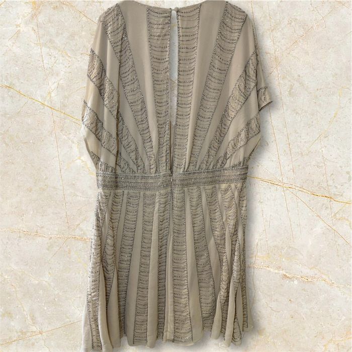 Robe patineuse courte à rayures en perles et sequins - photo numéro 2