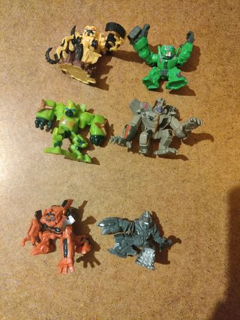 Lot de 6 figurines transformer