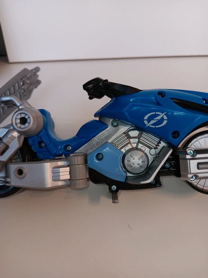 Figurine et sa moto vintage Bandai 2006 Power Rangers opération overdrive moto 25cm fig 14cm - photo numéro 9