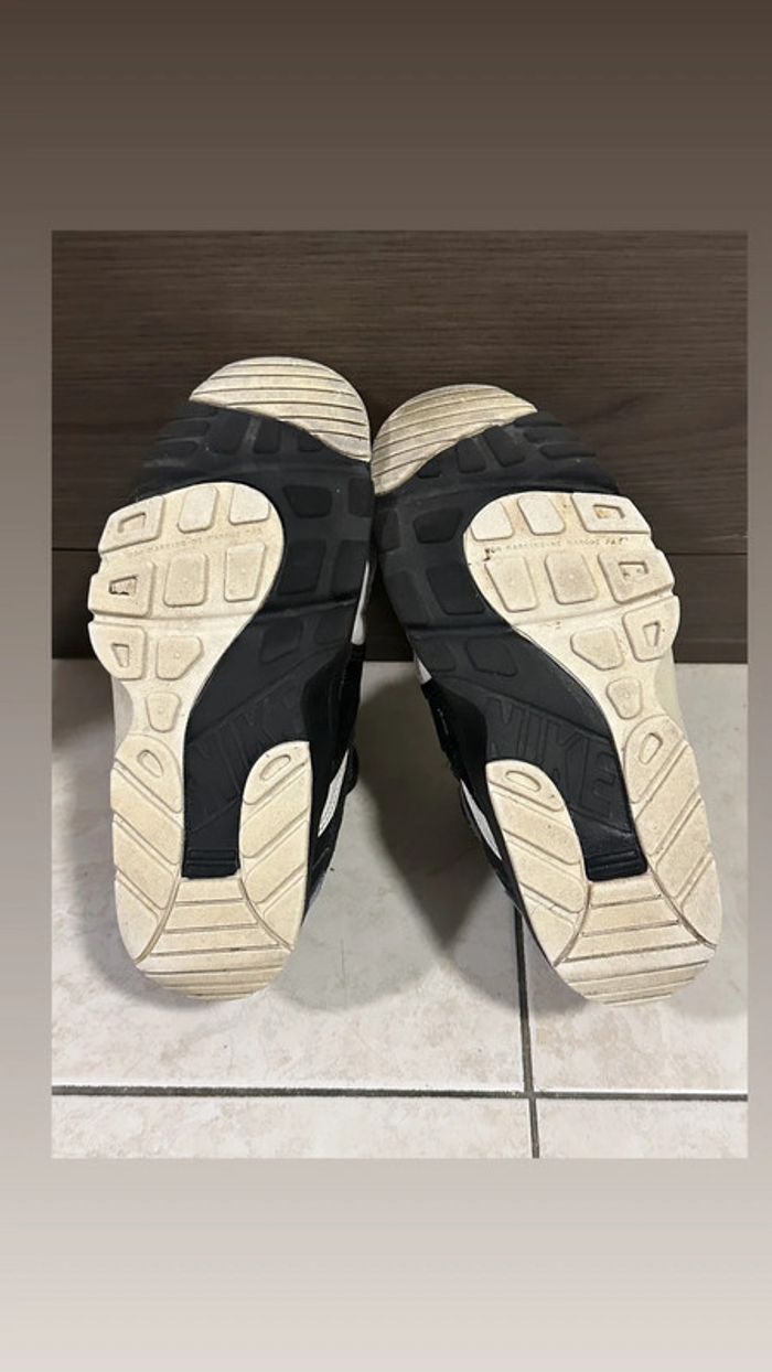 Sneakers Mixte Nike Air Trainer Huarache Noir & Grise Rare Taille 38 bon état - photo numéro 6
