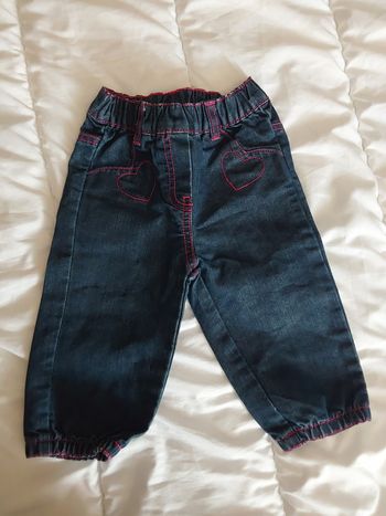 Jeans bébé fille taille 12mois