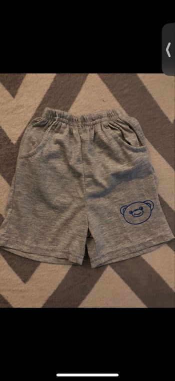 Short enfant taille 1 ans Neuf 