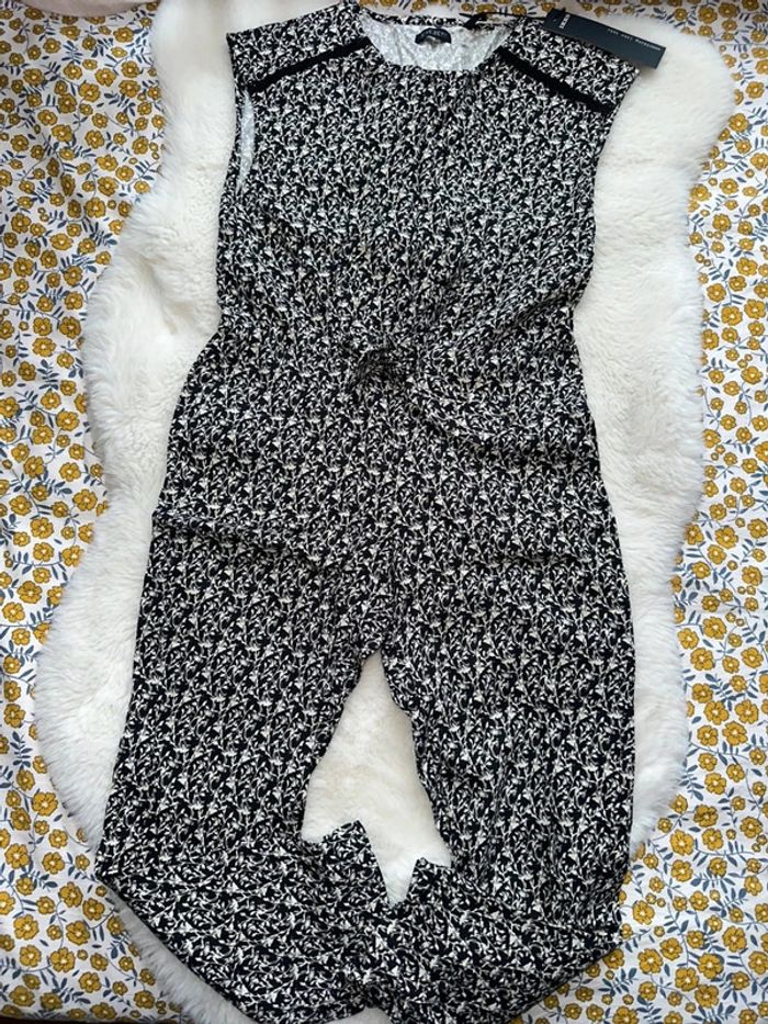 Combi pantalon ikks 6 ans neuve