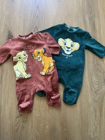 Lot pyjama simba 