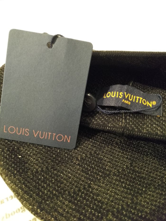 Bonnet lv noir - photo numéro 5