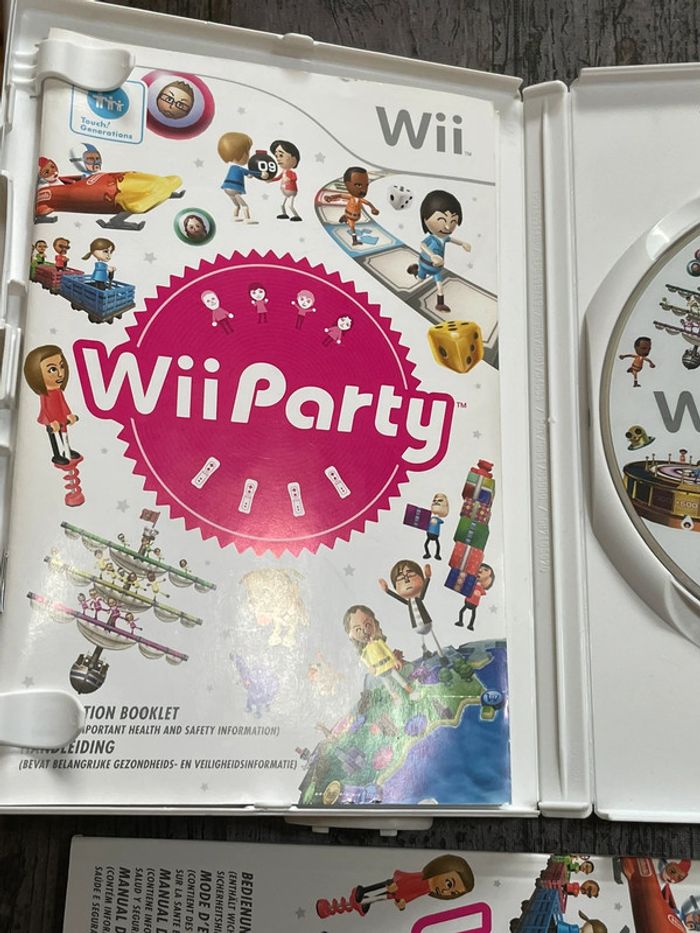 Pack Wii Party Jeu + manette Nintendo Wii complet - photo numéro 8