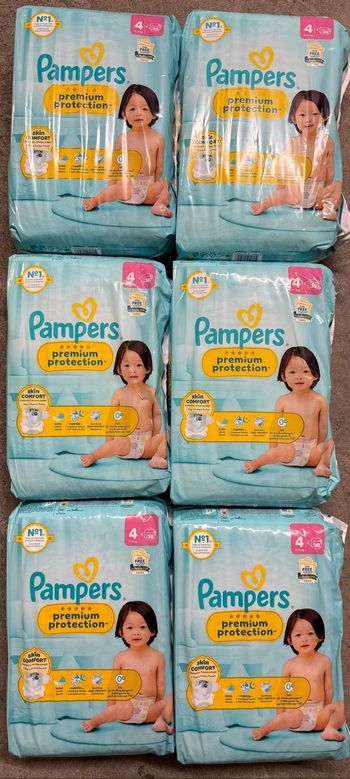 Lot de 6 paquets de couches Pampers Premium taille 4 (228 couches)
