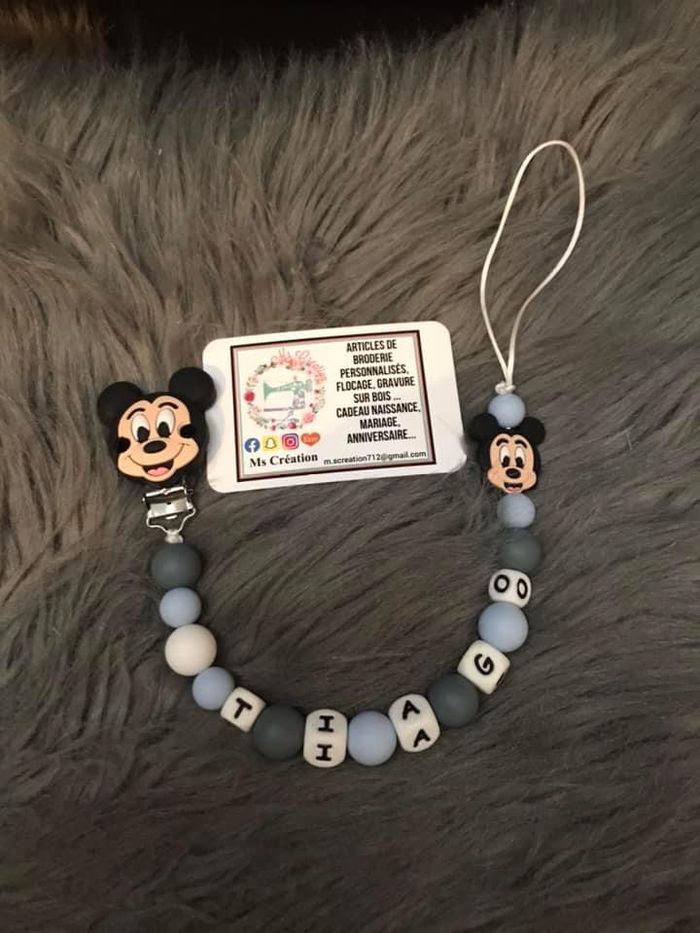 Attache tétine personnalisé Mickey - photo numéro 2
