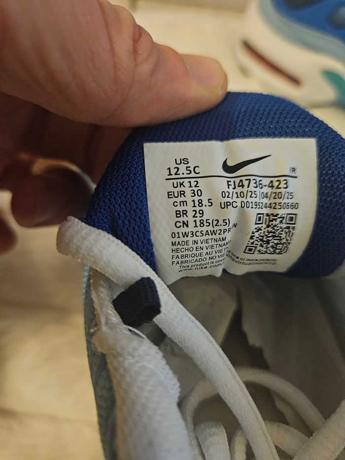 TN enfants taille 30 neuves - photo numéro 5