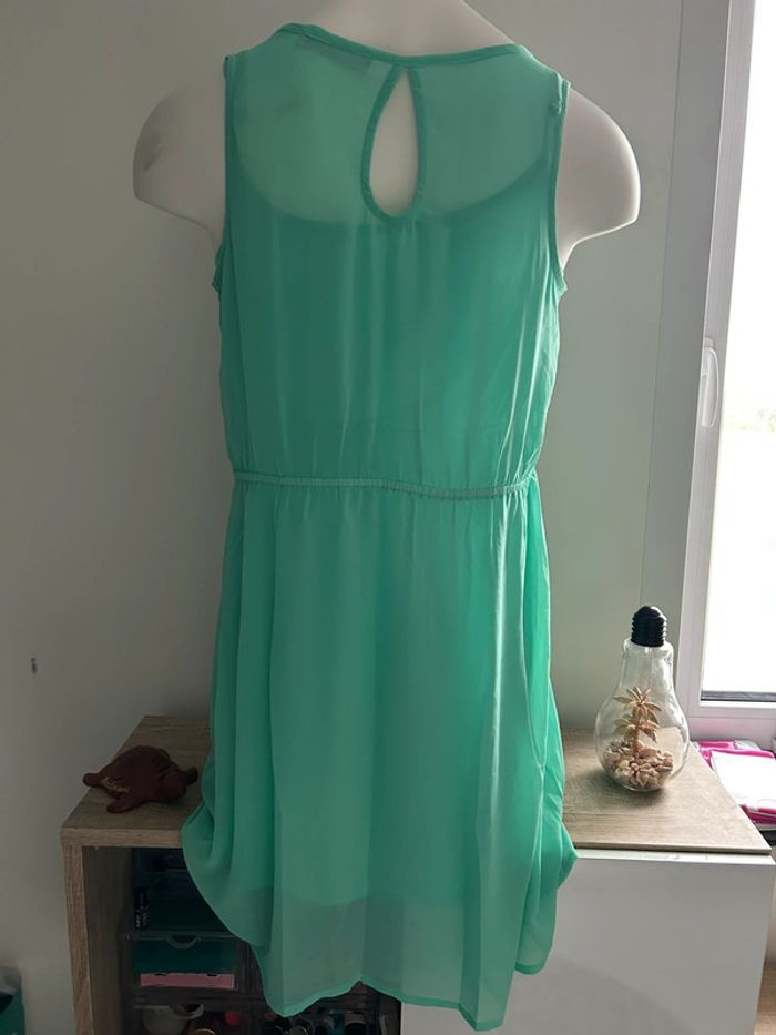 Très jolie robe verte pastel 😍 - photo numéro 2