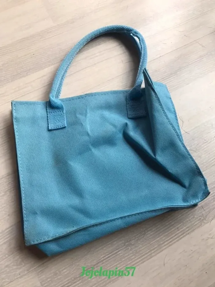 Pochette Yves Rocher - photo numéro 2