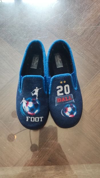 Chaussons Foot T. 29