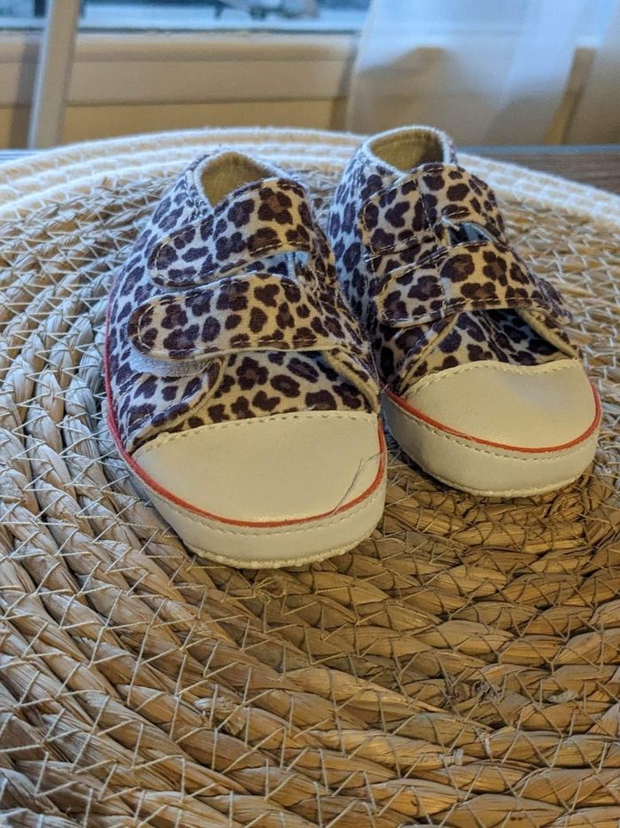 Chaussure 18,19 - photo numéro 3