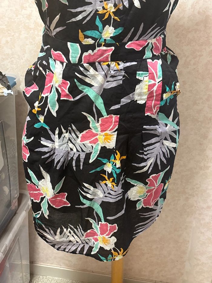 Magnifique robe colorée taille 36 marque stüssy - photo numéro 3