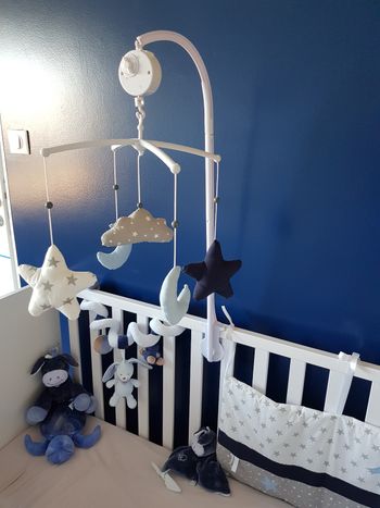 Mobile musical chambre bébé thème bleu