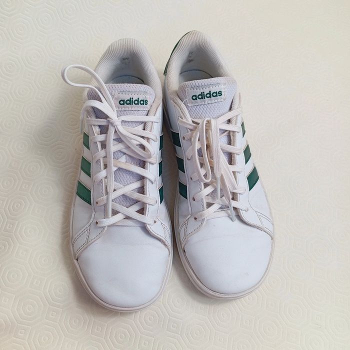 Baskets Adidas Pour Enfant Taille 34. Baskets Blanches Adidas Enfant - photo numéro 4