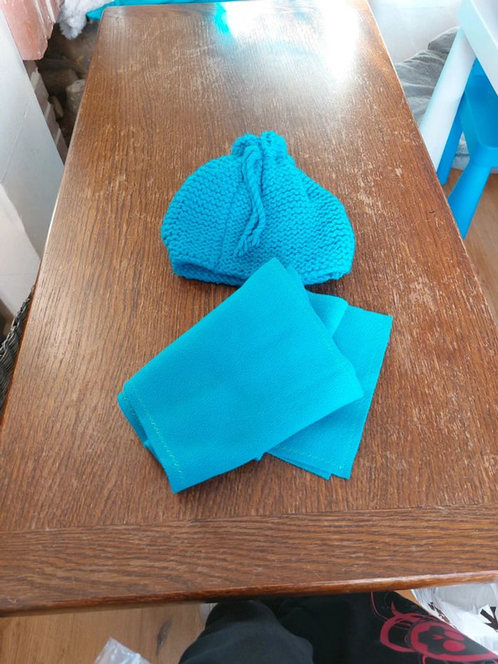 Bonnet et echarpe polaire