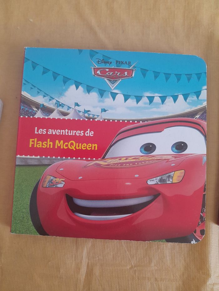 3 livres cars - photo numéro 3