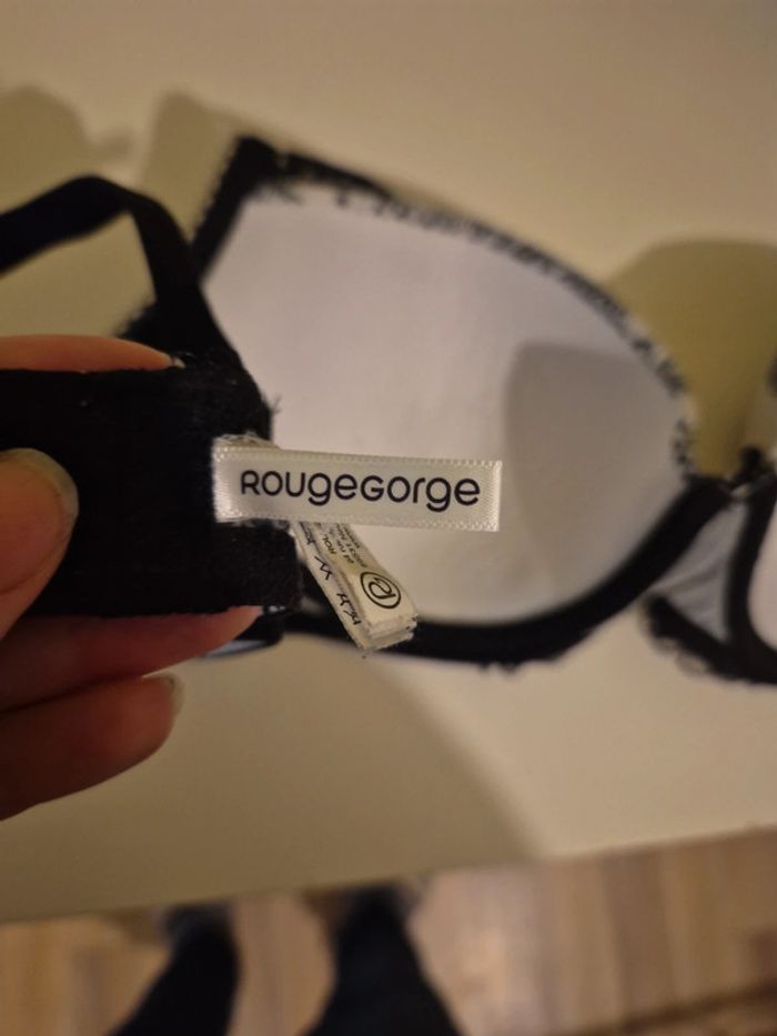 Soutien gorge - photo numéro 2