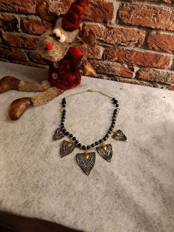 Collier magnifiques noir et doré