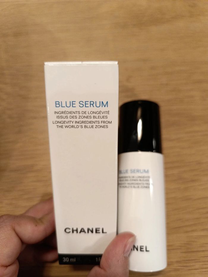 Blue serum - photo numéro 2