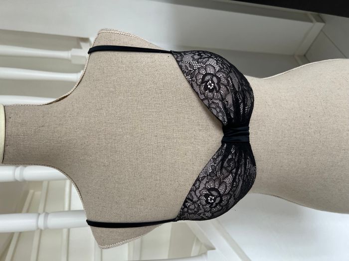 Soutient Gorge La Senza rose et dentelle noire - photo numéro 2