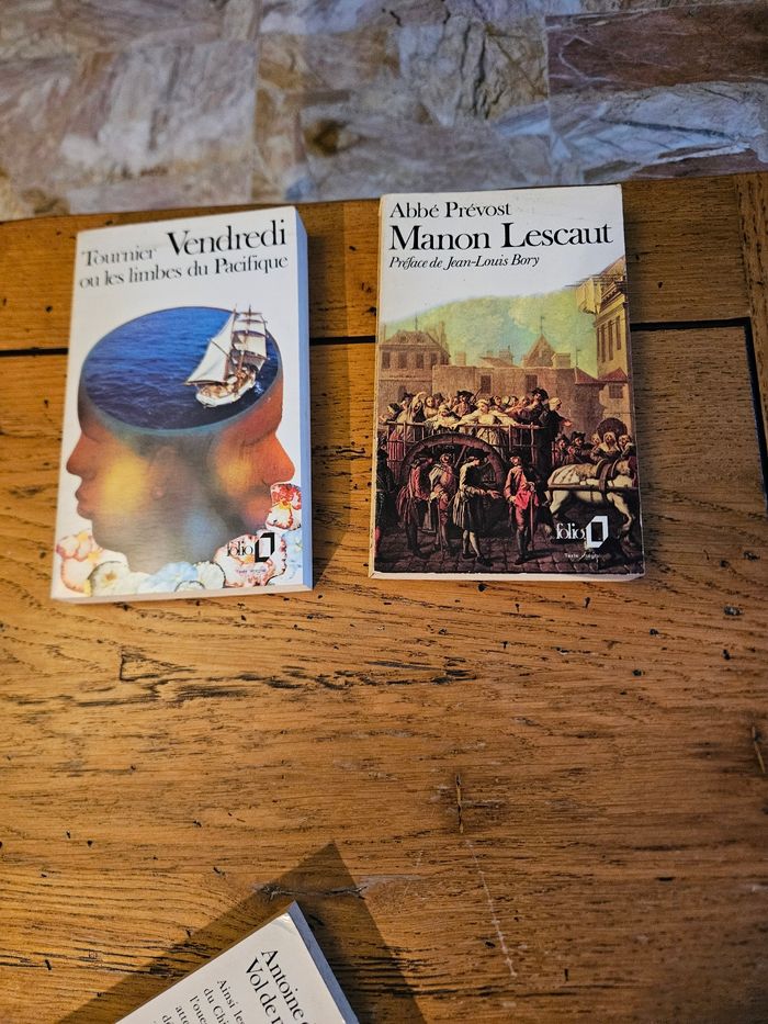 8 livres 📚 de poches - photo numéro 4