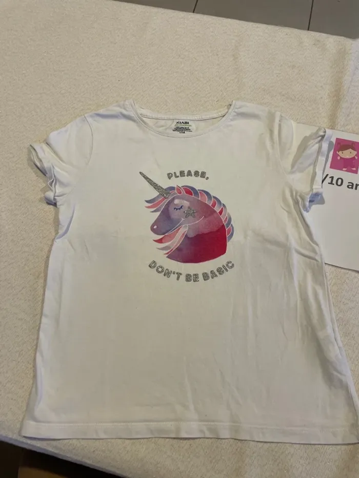 Tee shirt Kiabi licorne 10 ans - photo numéro 2