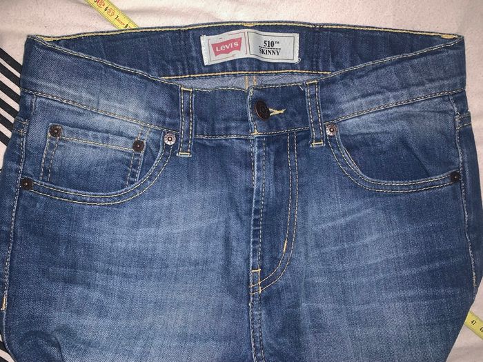 Jean’s levis taille 14ans état impeccable - photo numéro 6