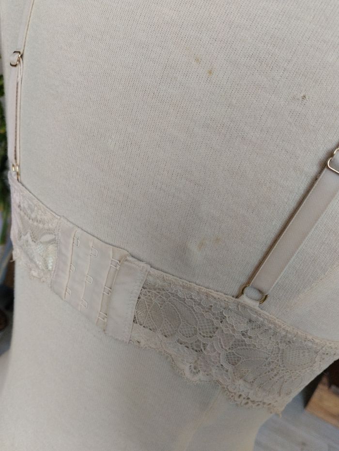 Soutien gorge pêche en dentelle 🤍 - photo numéro 5