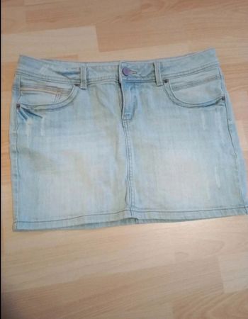 Jupe en jean Pimkie en très bon état taille 38