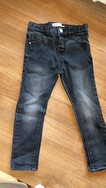 Jeans slim zara 3/4 ans noir