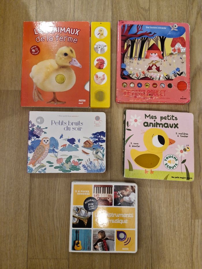 Lot de 4 livres sonores +1 offert pour bébé 12/36 mois :