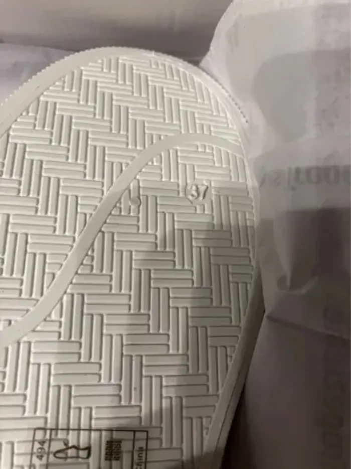 Sneakers blanches Les Tropeziennes neuves - photo numéro 8