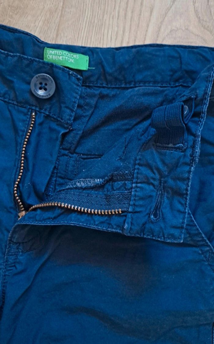 Bermuda XS (4-5ans) comme NEUF - photo numéro 4