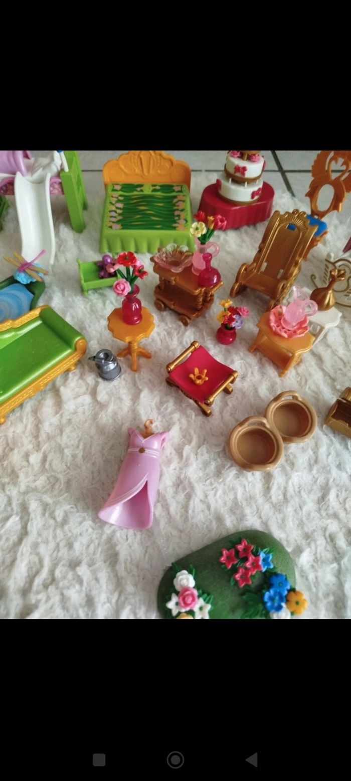 Lot accessoires,meubles château Playmobil - photo numéro 3