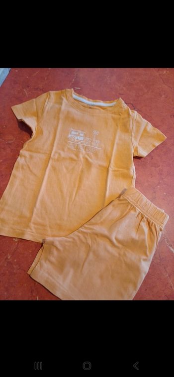 Pyjashort garçon taille 4 ans