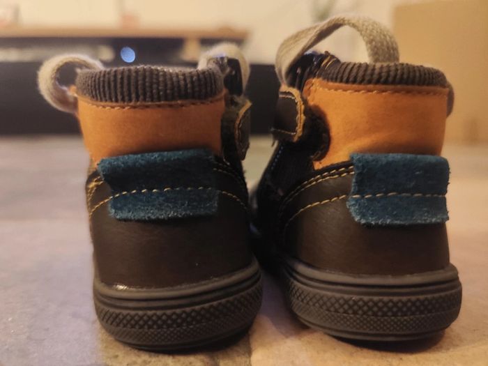 Chaussure Taille 18 - photo numéro 4