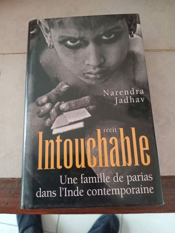 Narendra jadhav : Intouchable