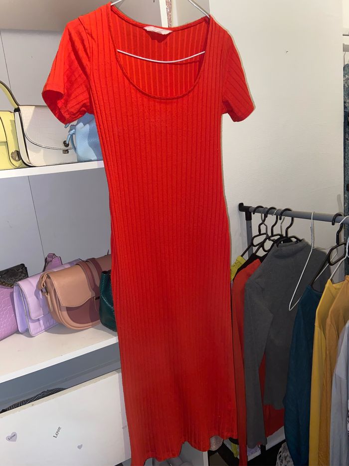 Robe rouge - photo numéro 3