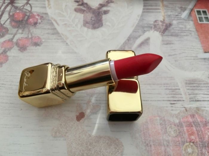 Rouge à lèvres Kiss Kiss de Guerlain neuf