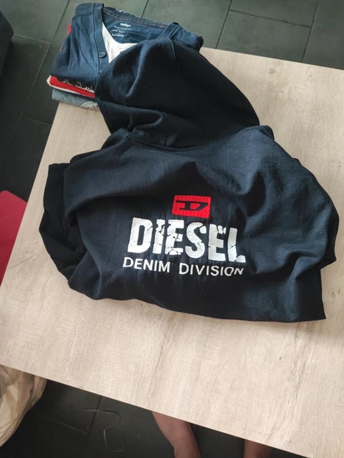 Veste  a capuche diesel taille L - photo numéro 2