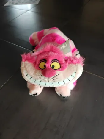 Chat Alice au pays des merveille  - Disney store  - rose