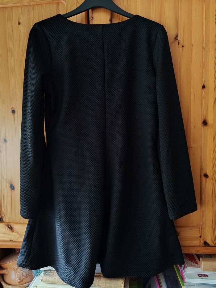 Petite robe noire - photo numéro 2