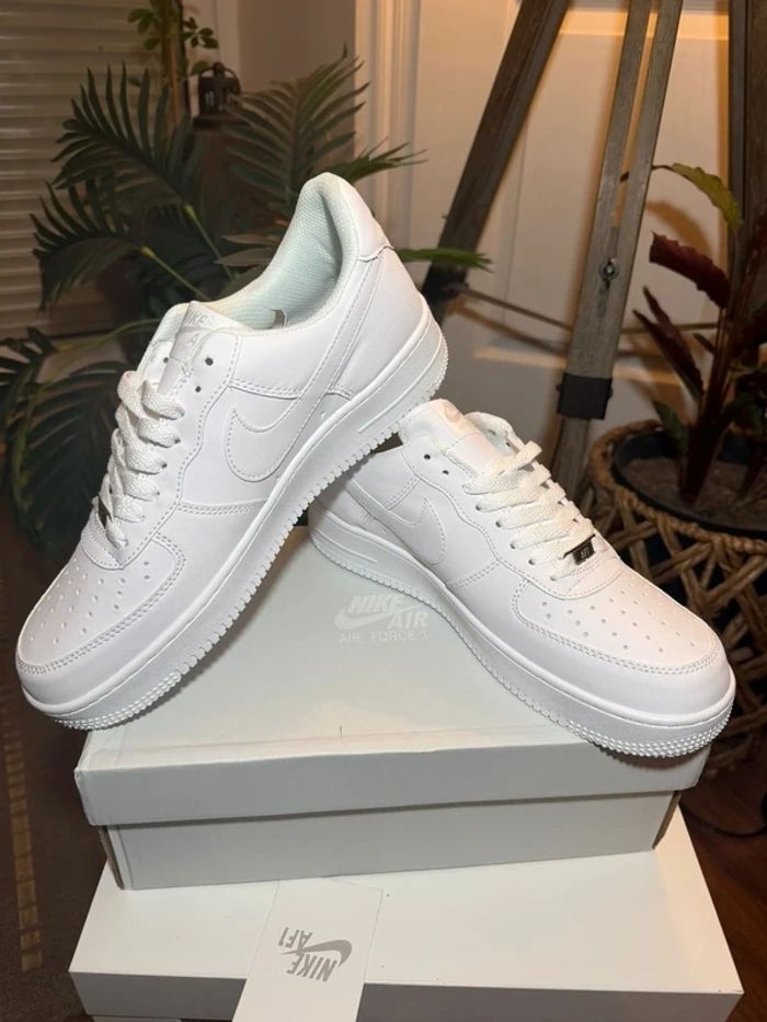 Nike Air Force 1 44