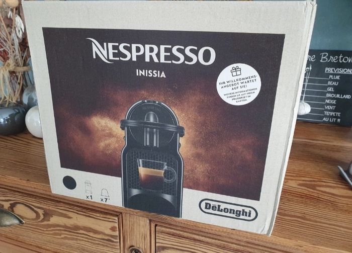 Nespresso Inissia neuve noire
