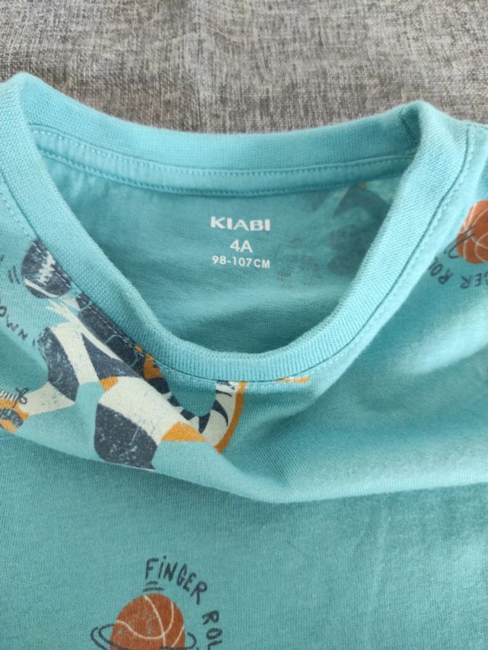 Tee-shirt dinosaure ballon 4 ans - photo numéro 2