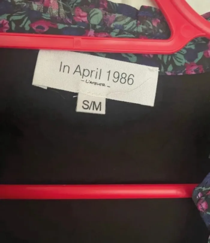 Robe fleurie  in April 1986 - photo numéro 2