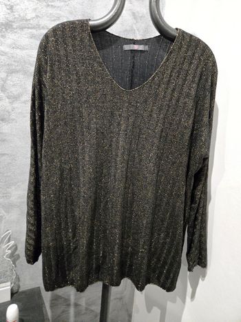 Pull pailleté doré T.3