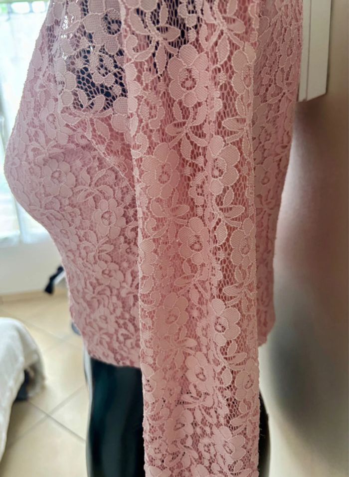 Haut court en dentelle rose – Sans marque - photo numéro 3
